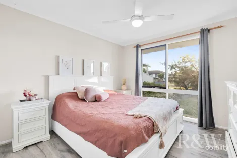 Property photo of 11 Methil Place St Andrews NSW 2566
