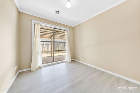 Property photo of 11 Szer Way Carrum Downs VIC 3201