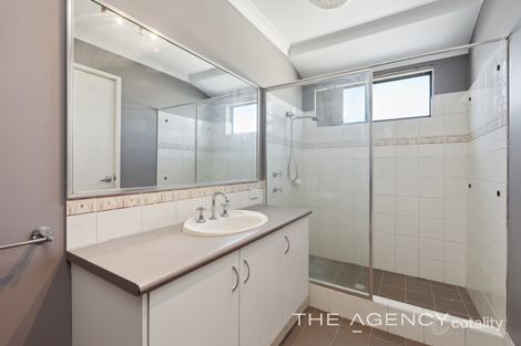 Property photo of 1 Collanda Circuit Carramar WA 6031
