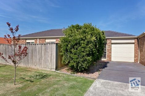 Property photo of 13/12-32 Pecks Road Sydenham VIC 3037