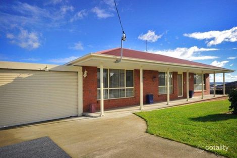 1 Bartlett Gr, Newnham, TAS 7248