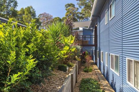 Property photo of 36 Lewana Close Lilli Pilli NSW 2536
