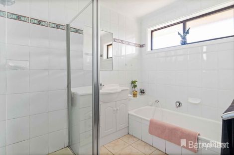 Property photo of 17 Trafalgar Street Albanvale VIC 3021