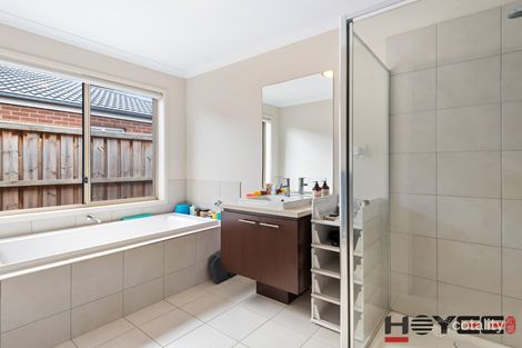 Property photo of 11 Tackle Drive Point Cook VIC 3030