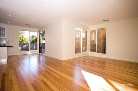 Property photo of 2/18 Shoobra Road Elsternwick VIC 3185