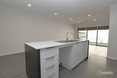 Property photo of 32 Alliance Loop Willetton WA 6155