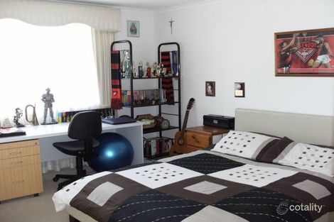 124 Waradgery Dr, Rowville, VIC 3178