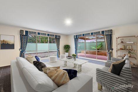 Property photo of 15 Horsham Drive Cranbourne East VIC 3977