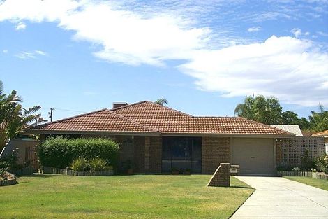 26 Aussat Dr, Eden Hill, WA 6054