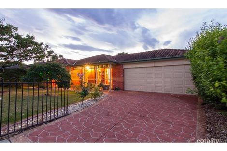 17 Windsor Grange Ct, Skye, VIC 3977