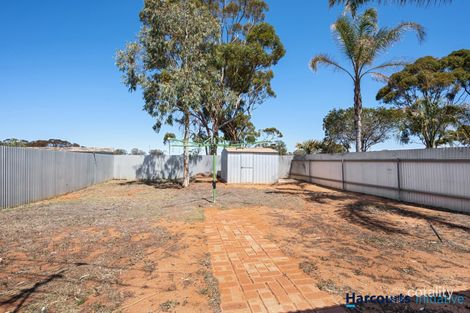 Property photo of 2/7 Azamor Drive Boulder WA 6432