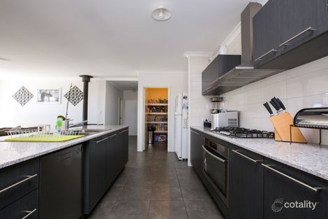 Property photo of 10 Lochart Road Australind WA 6233