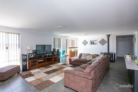 Property photo of 10 Lochart Road Australind WA 6233