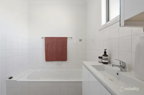 Property photo of 1 Melaluka Court Brighton TAS 7030