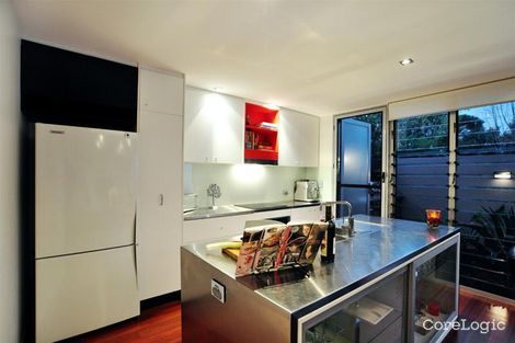 Property photo of 3/32 Middle Street Highgate Hill QLD 4101