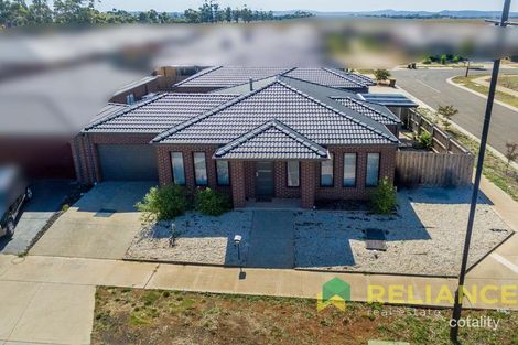 Property photo of 12 Cooloongup Crescent Harkness VIC 3337