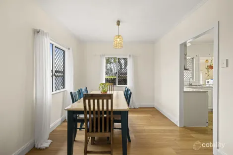 Property photo of 22 Welcombe Avenue Rockville QLD 4350