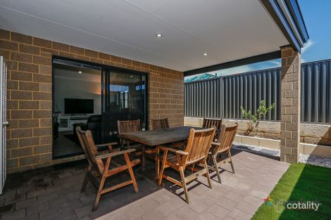 Property photo of 21 Kitcliffe Way Aveley WA 6069