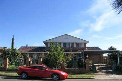 28 Fitzgerald Ave, Edensor Park, NSW 2176