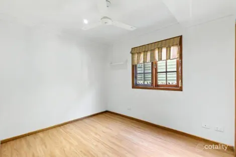 Property photo of 221 Cornwall Street Greenslopes QLD 4120