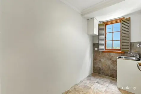 Property photo of 221 Cornwall Street Greenslopes QLD 4120