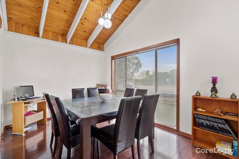 Property photo of 31 Meadow Glen Drive Epping VIC 3076