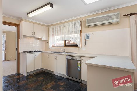Property photo of 21 Columbia Road Narre Warren VIC 3805