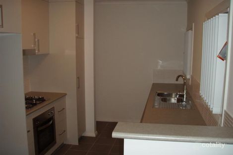 Property photo of 16 Kestrel Circuit Shortland NSW 2307