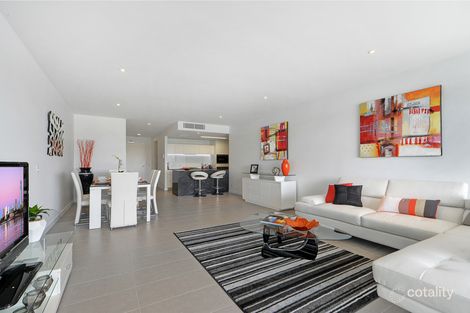 Property photo of 3302/4 Marina Promenade Paradise Point QLD 4216