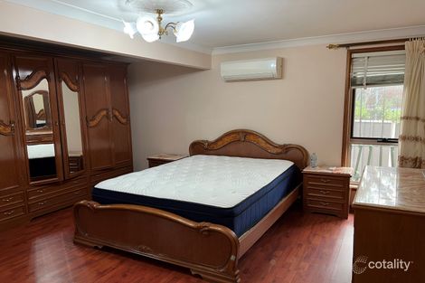 Property photo of 37 Musgrave Crescent Fairfield West NSW 2165