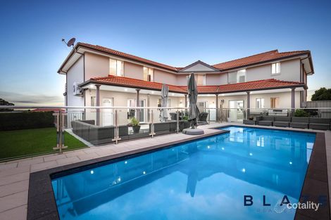 Property photo of 11 Forester Place Bossley Park NSW 2176