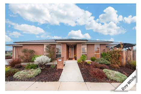 35 Audrey Cahn St, Macgregor, ACT 2615