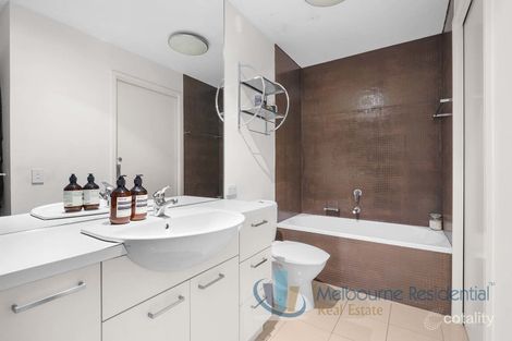 Property photo of 709/20 Rakaia Way Docklands VIC 3008