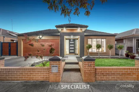 Property photo of 48 Bluemist Circuit Lyndhurst VIC 3975