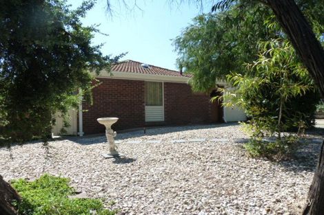42 Columbia Cres, Hallett Cove, SA 5158