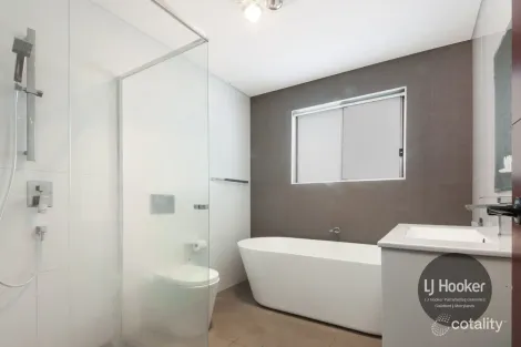 Property photo of 34B James Street Guildford West NSW 2161