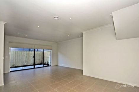 Property photo of 9 Pin Oak Mews Epping VIC 3076