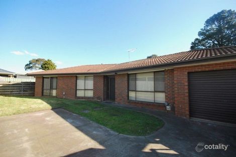 2/2 Elizabeth St, Cranbourne North, VIC 3977