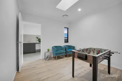 Property photo of 71 Capilano Way Spring Mountain QLD 4300