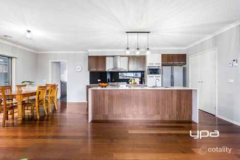 Property photo of 5 Saltash Court Sunbury VIC 3429