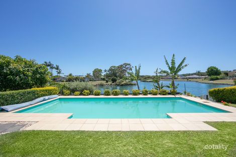 10 Newport Island Cct, Yamba, NSW 2464
