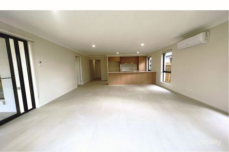 Property photo of 30 John Street Walloon QLD 4306