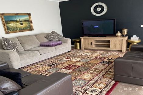 Property photo of 18 Brummel Street Craigieburn VIC 3064