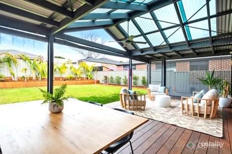 Property photo of 11 Coaldrake Street Carrum Downs VIC 3201