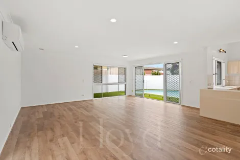 Property photo of 57 Kalimna Drive Broadbeach Waters QLD 4218