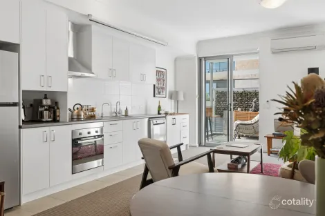 15/25 O'Connor Cl, North Coogee, WA 6163