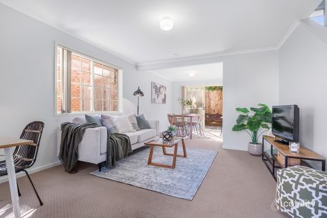 2/42 Surrey St, Nundah, QLD 4012