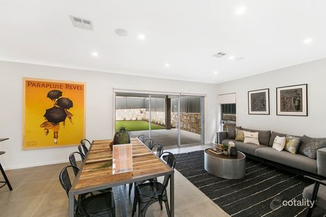 Property photo of 66 Aprasia Avenue Googong NSW 2620