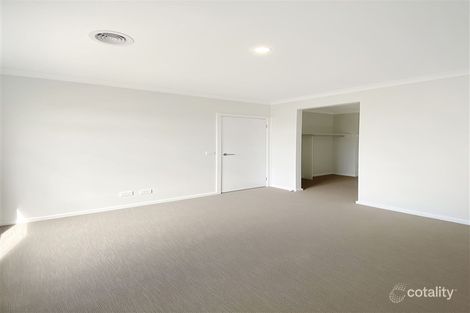 Property photo of 7 Hutchison Road Mambourin VIC 3024