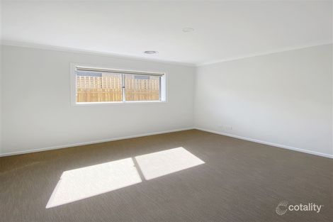 Property photo of 7 Hutchison Road Mambourin VIC 3024
